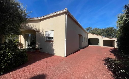 Villa in Villeneuve-de-la-Raho, Occitania, France 1
