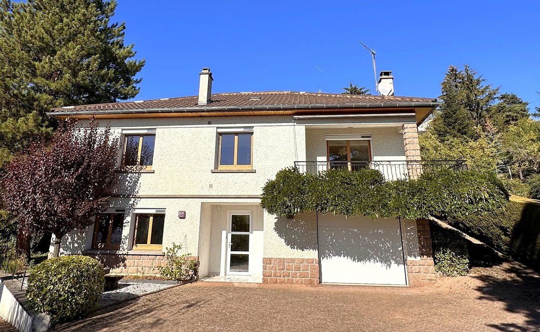 House in L'Ecorchade, Chamalieres, France 1 - 18990660