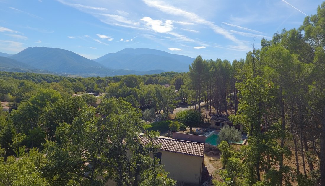House in Faucon, Provence-Alpes-Côte d'Azur, France 3 - 18989626