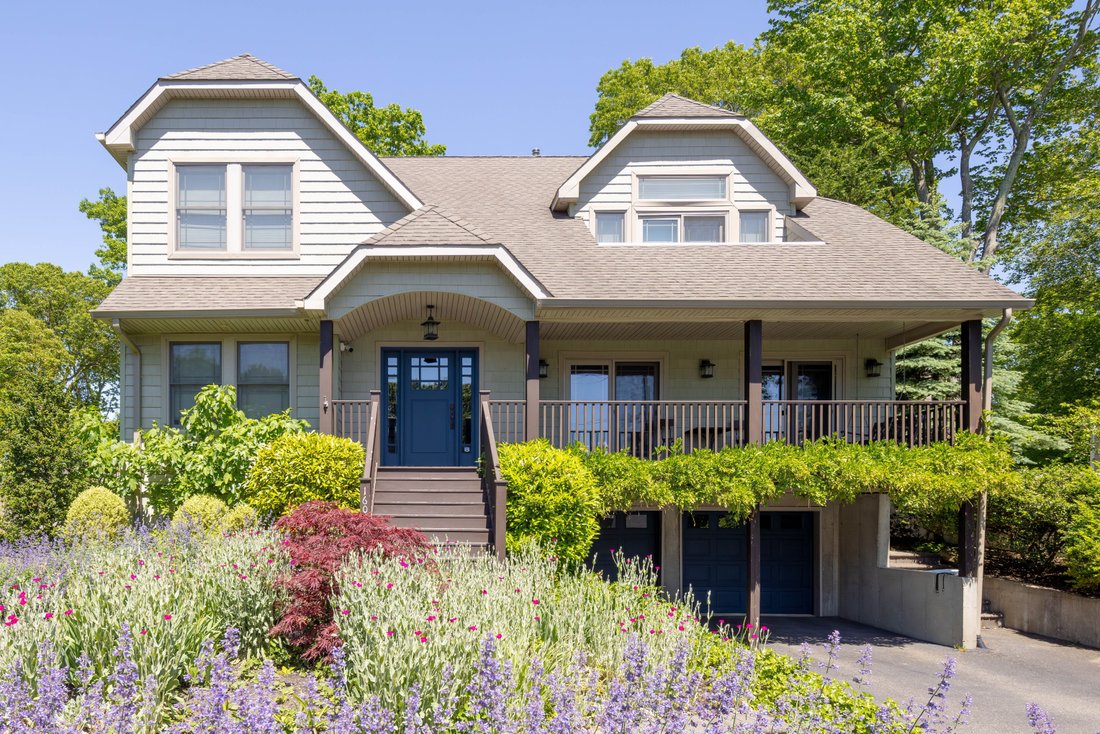 House in Peconic, New York, United States 1 - 18987010