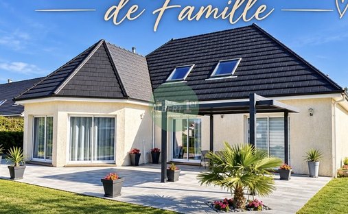 House in Cauville-sur-Mer, Normandy, France 1