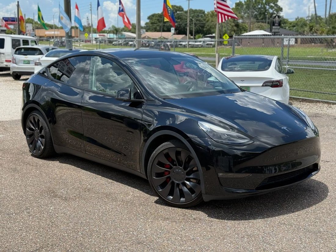 Suv in Orlando, FL, United States 2 - 18990070