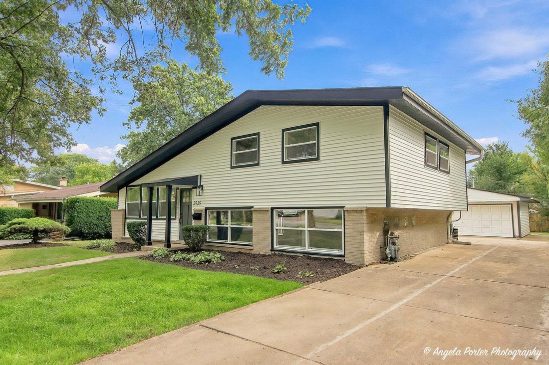 House in Glenview, Illinois, United States 2 - 18988199