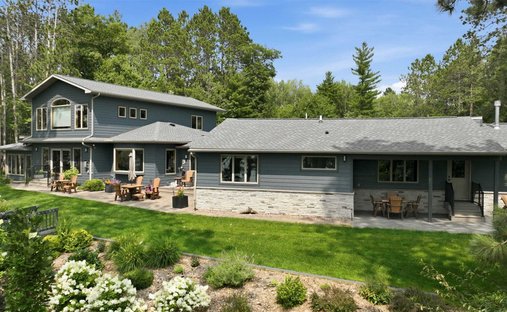 House in Lake Nebagamon, Wisconsin, United States 1