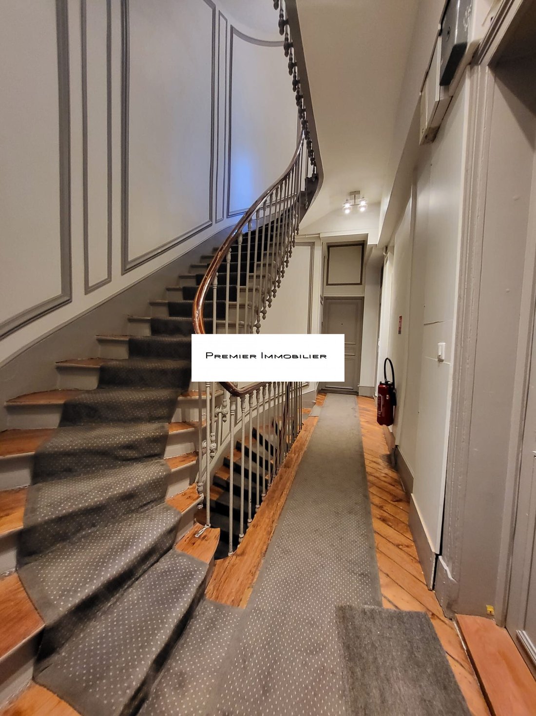 Apartment in Elysées-Madeleine, Paris 8e Arrondissement, Paris 3 - 18990682