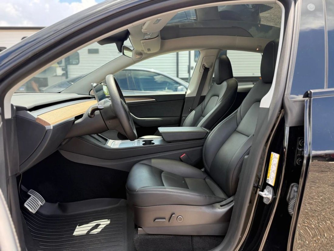 Suv in Orlando, FL, United States 3 - 18990070