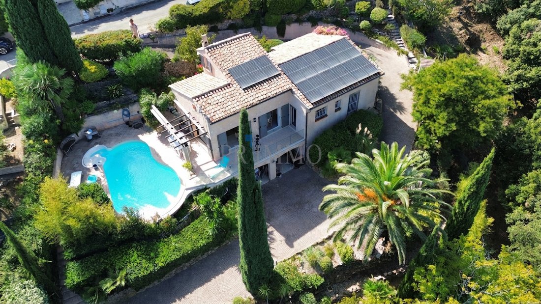 Villa à Les Issambres, Roquebrune-sur-Argens, France 1 - 18970683