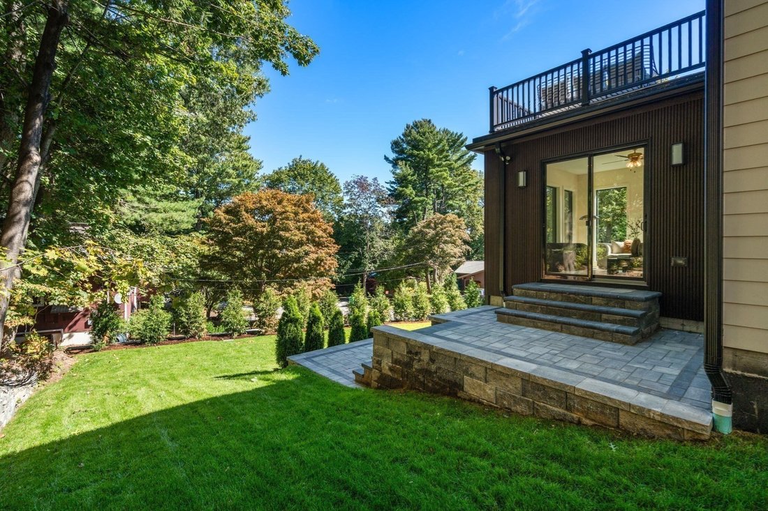House in Newton, Massachusetts, United States 4 - 18989702