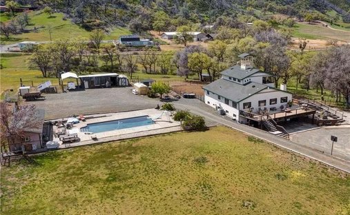 House in Lakeport, California, United States 1