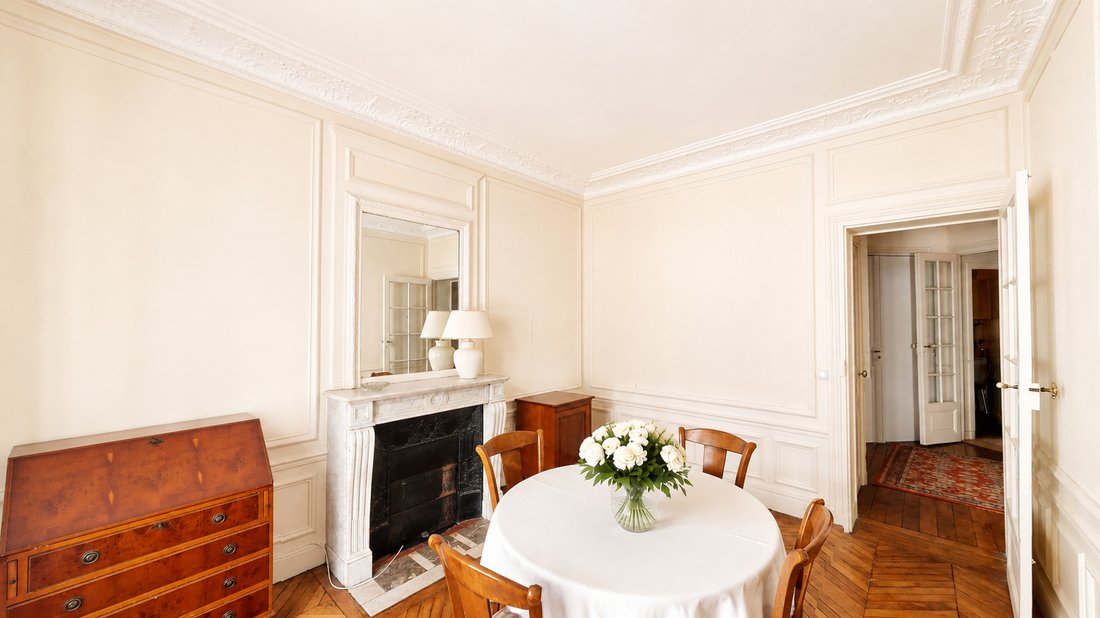 Apartment in Auteuil Nord, Paris 16e Arrondissement, Paris 3 - 18989834