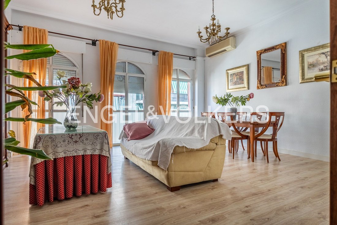Penthouse in Casco Antiguo, Seville, Spain 1 - 18989359