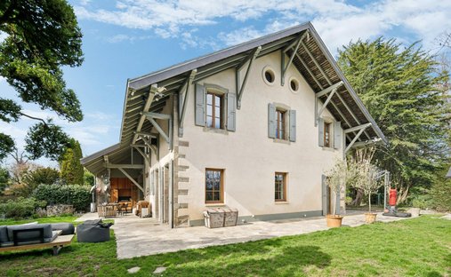 House in Genthod, Canton of Geneva, Switzerland 1
