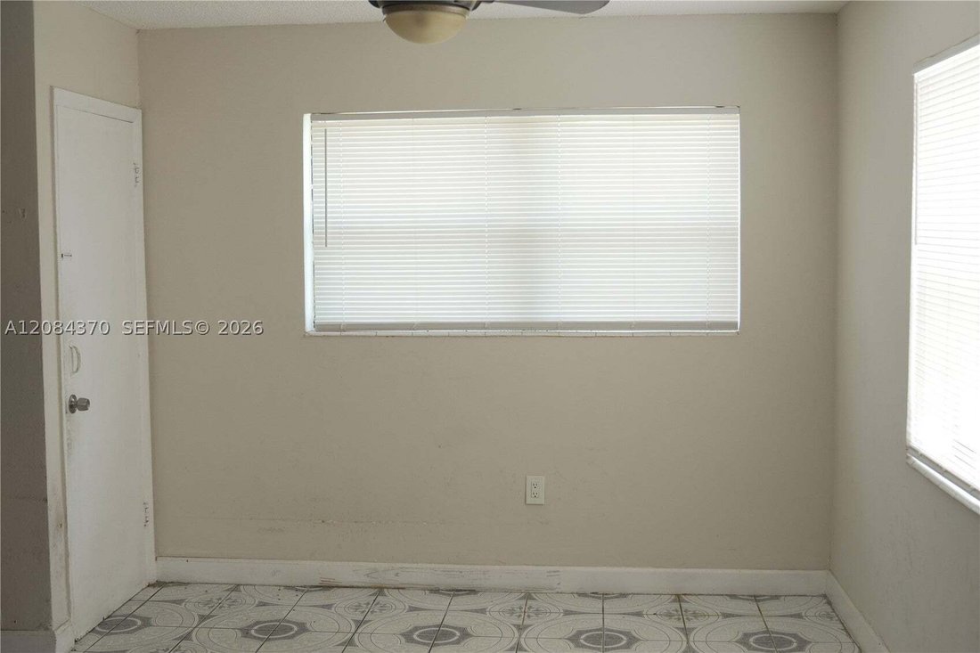 House in Miami, Florida, United States 4 - 18988274