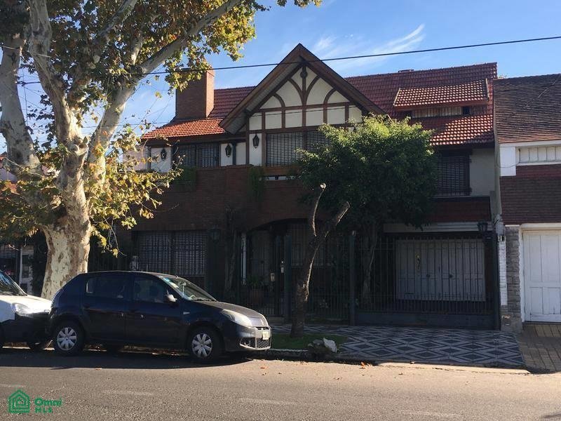 House in Banfield, Buenos Aires Province, Argentina 2 - 18222098