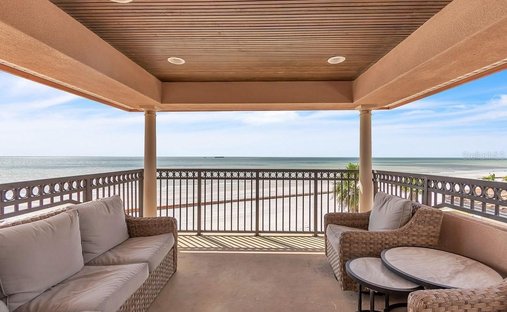 House in Madeira Beach, Florida, United States 1