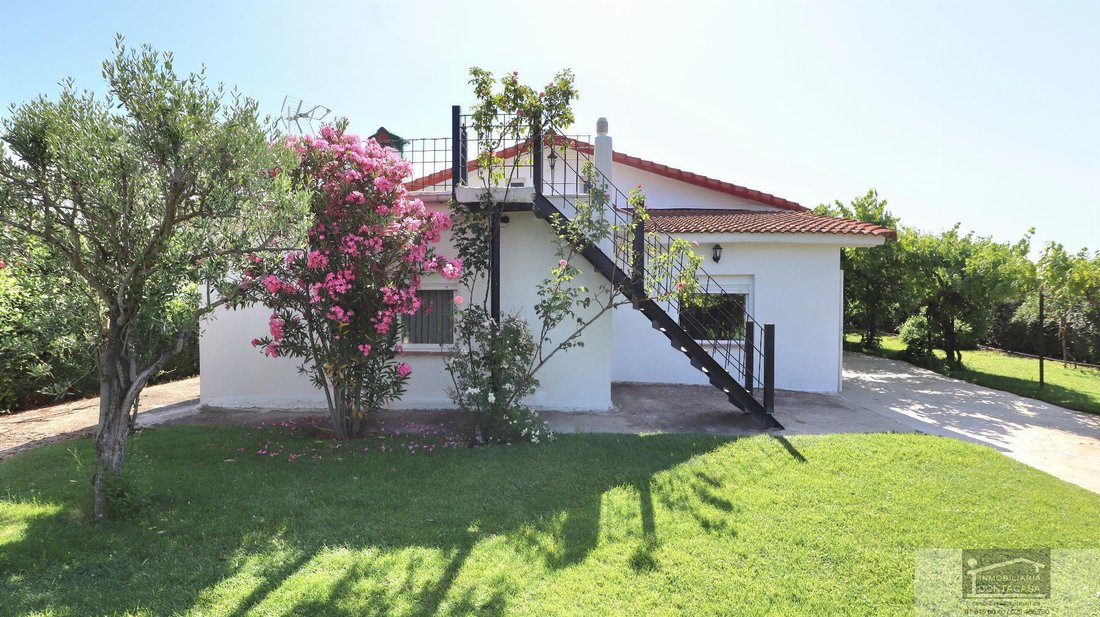 Chalet in Fuente el Saz de Jarama, Comunidad de Madrid, Spain 1 - 18987921