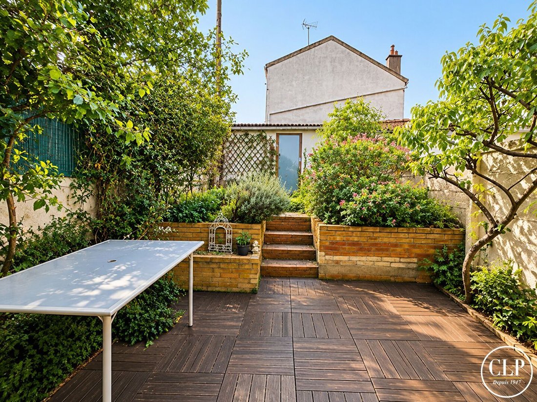 House in Arrondissement of Bobigny, Ile-de-France, France 1 - 18989513