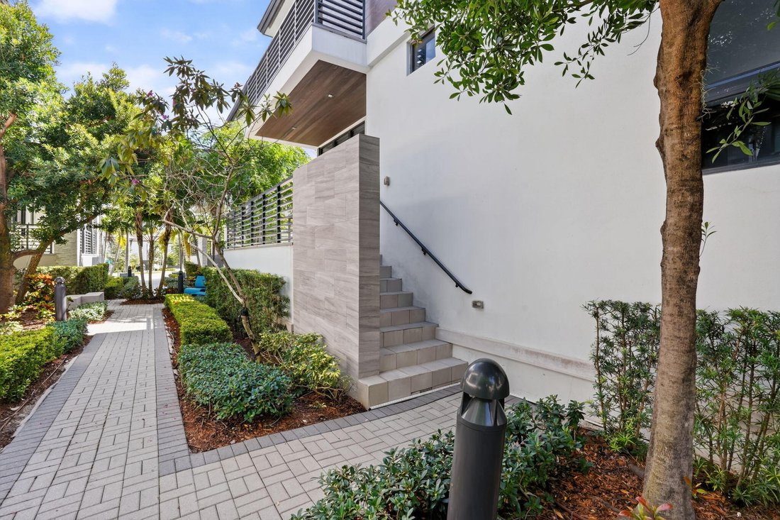 House in Miami Springs, Florida, United States 4 - 18988361