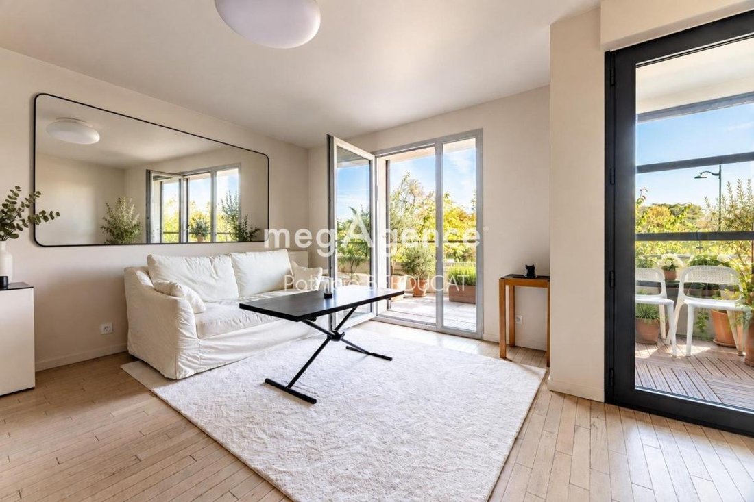 Apartment in Centre Ville, Charenton-le-Pont, France 1 - 18989538