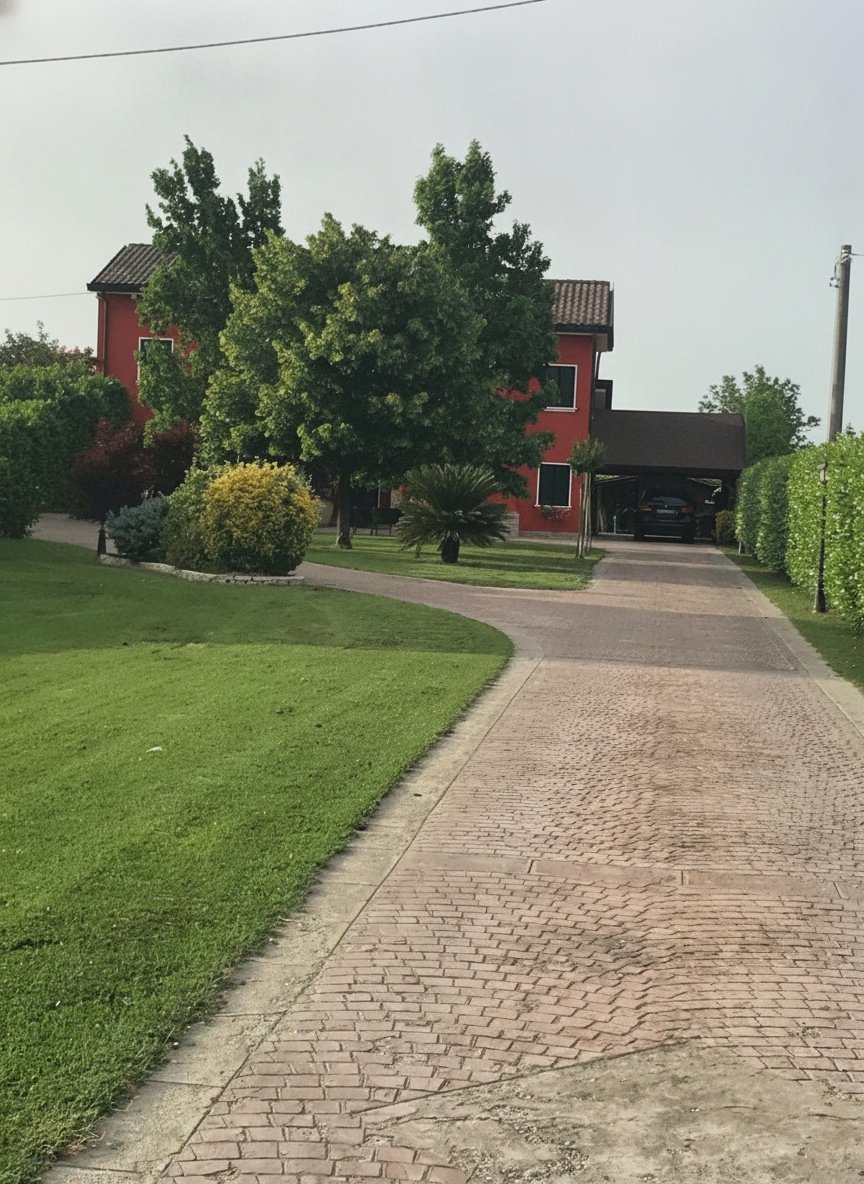 House in Corbola, Veneto, Italy 1 - 13529509