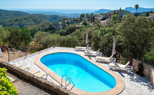 Villa en Puigpuñent, Islas Baleares, España 1