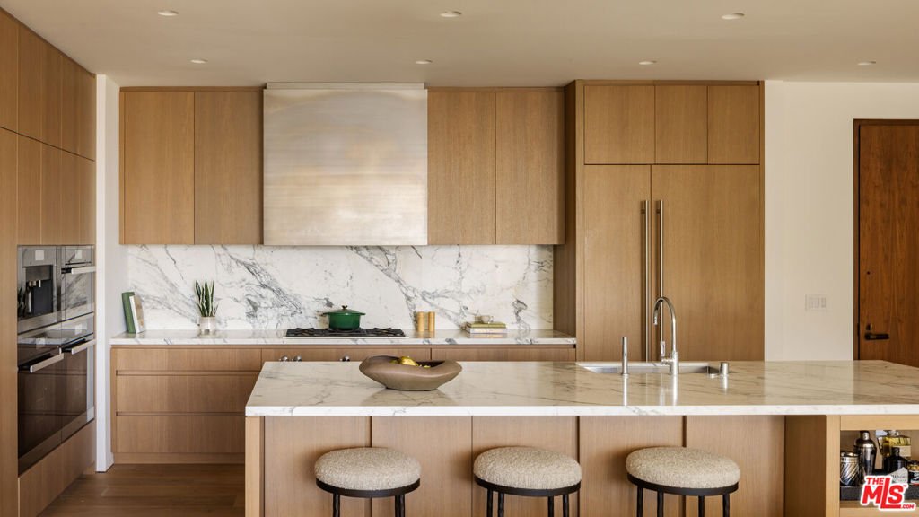 Condo in West Hollywood, California, United States 2 - 18987444