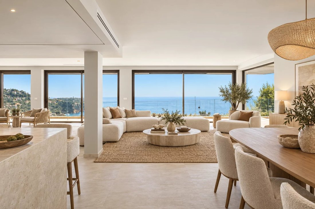 Villa in Cabbe-Saint Roman, Roquebrune-Cap-Martin, France 1 - 17359662