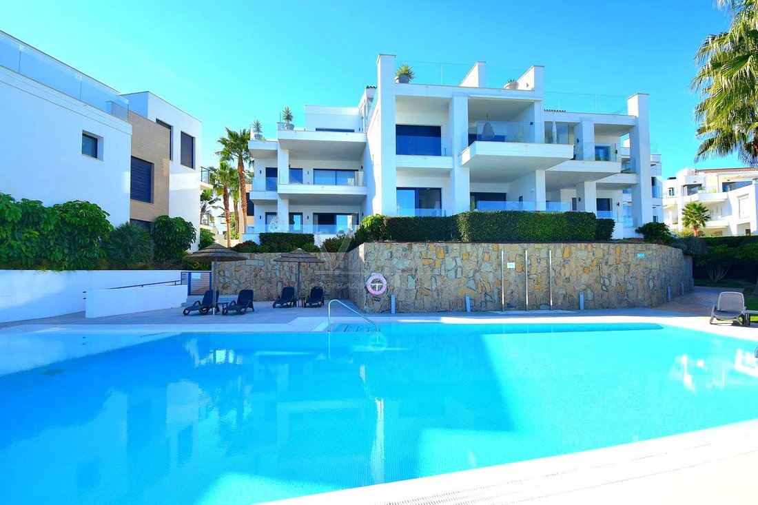 Apartment in La Alcaidesa, San Roque, Andalusia 1 - 18984704