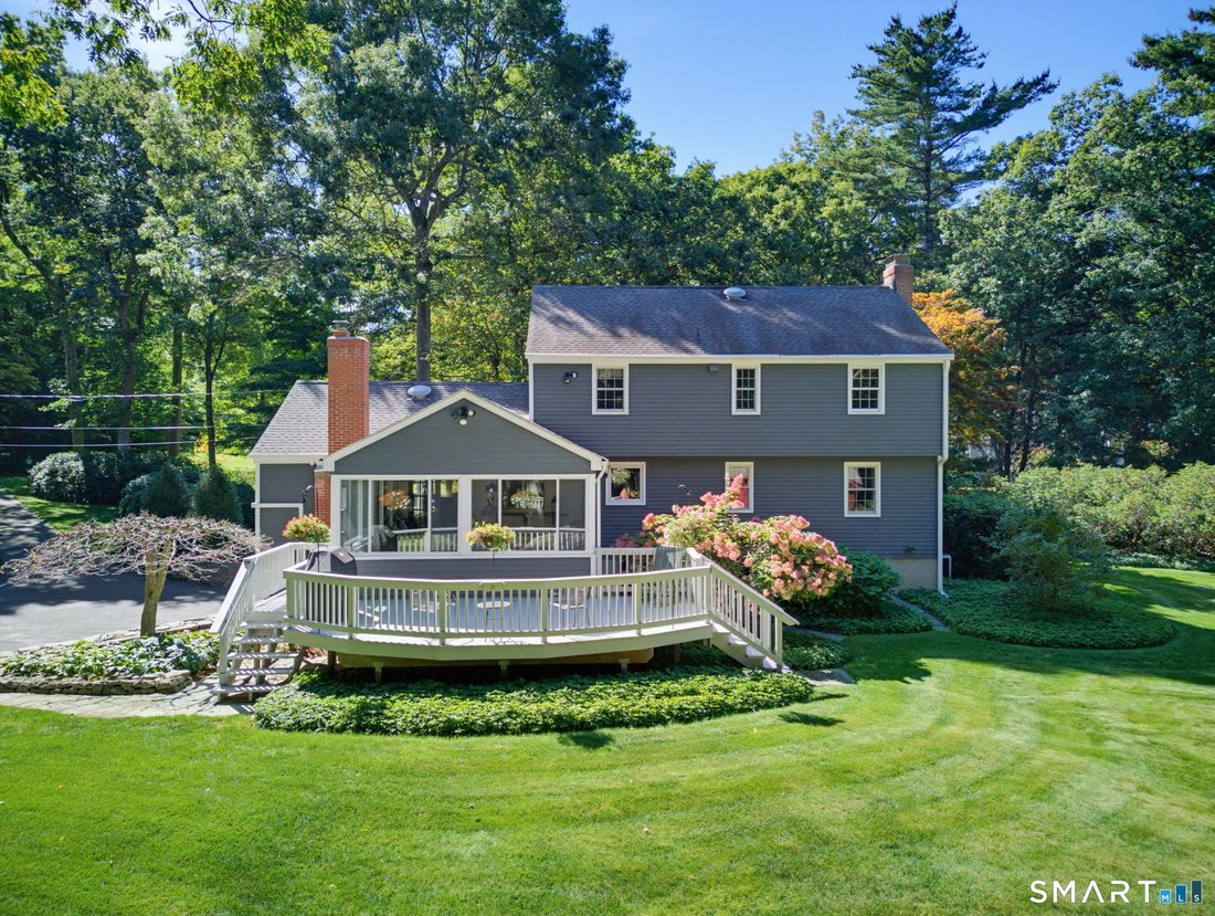 House in Simsbury, Connecticut, United States 3 - 18989397