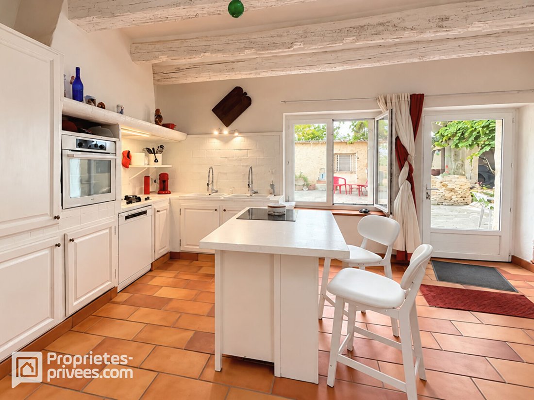Villa in Orange, Provence-Alpes-Côte d'Azur, France 5 - 18989828