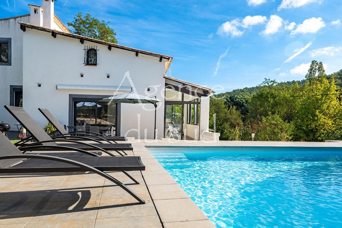 House in Saint-Zacharie, Provence-Alpes-Côte d'Azur, France 2 - 18989424