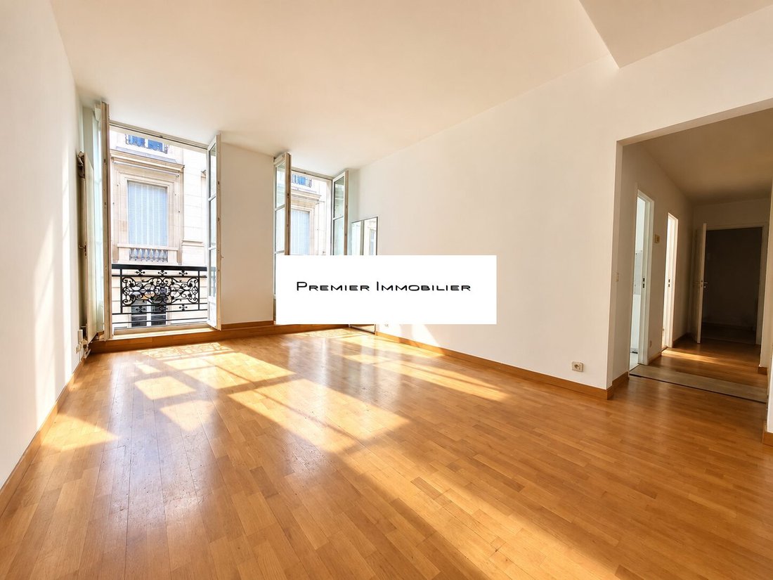 Apartment in Elysées-Madeleine, Paris 8e Arrondissement, Paris 5 - 18990682