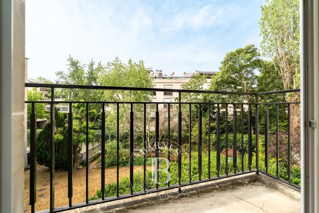 Apartment in Saint James-Delabordère, Neuilly-sur-Seine, France 2 - 18989638