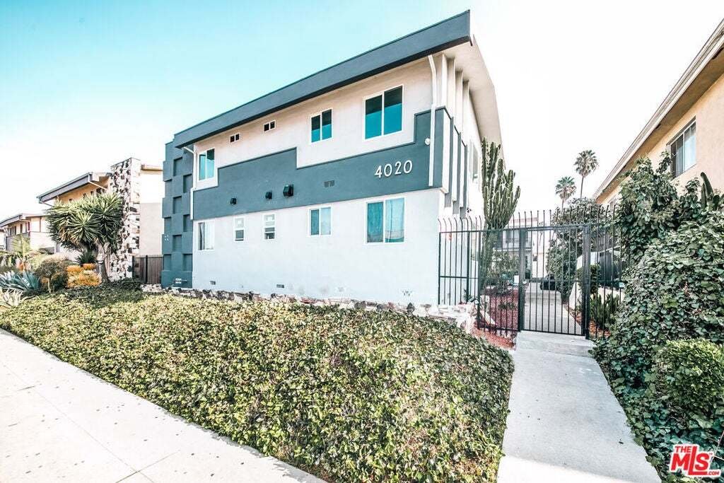 Los Angeles, California, United States 2 - 18988087