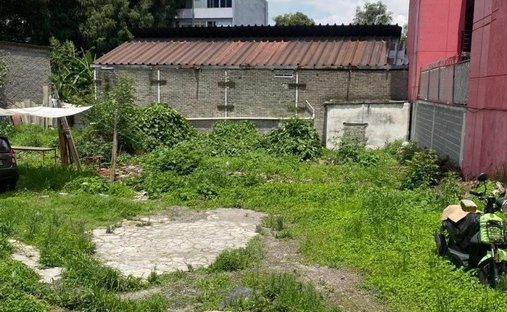 Land in Santa Catarina Yecahuitzotl, Mexico City, Mexico 1