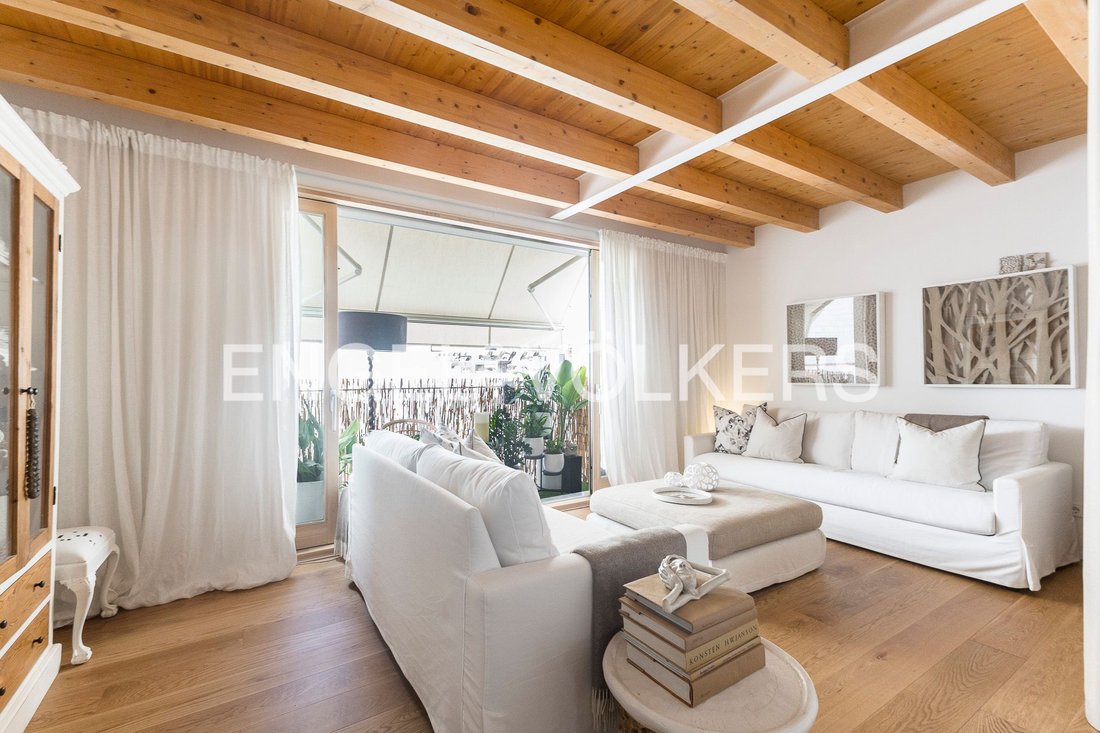 Penthouse in Les Corts, Barcelona, Spain 5 - 18989166