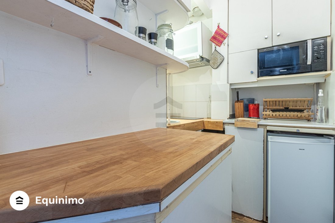 Apartment in Pereire-Malesherbes, Paris 17e Arrondissement, Paris 4 - 18989713