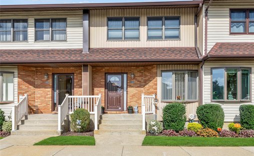 Condo in Merrick, New York, United States 1