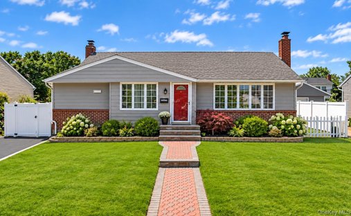 House in Hicksville, New York, United States 1