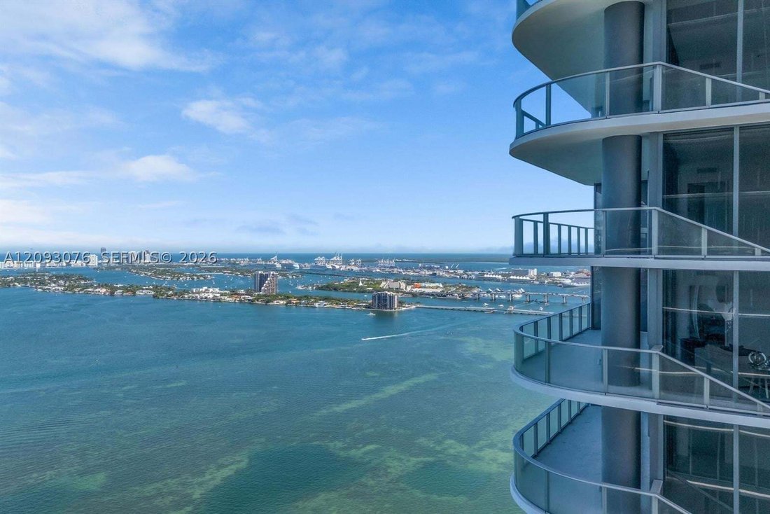 Condo in Miami, Florida, United States 4 - 18988302