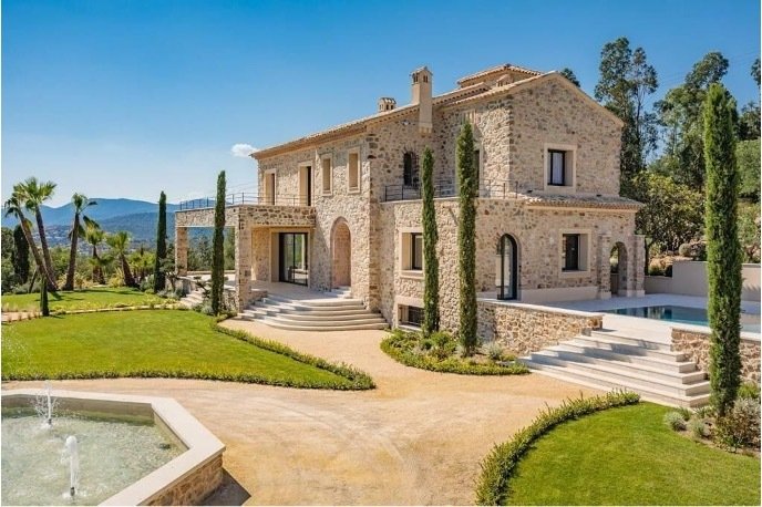 House in Ville-Les Saquedes-Le Bouillonnet, Sainte-Maxime, France 1 - 18987388