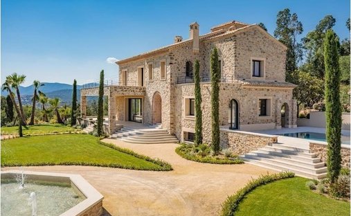 House in Ville-Les Saquedes-Le Bouillonnet, Sainte-Maxime, France 1