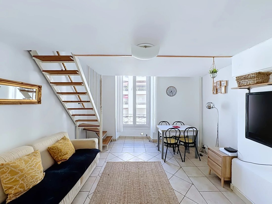 Apartment in Nice, Provence-Alpes-Côte d'Azur, France 2 - 18989752