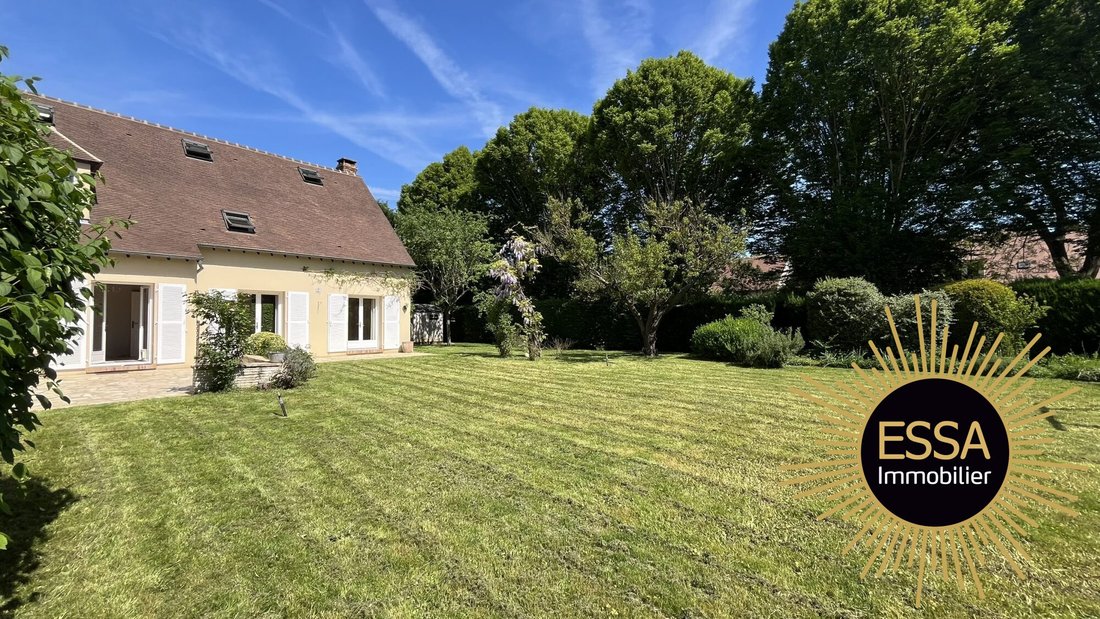 House in Chavenay, Ile-de-France, France 1 - 18990579