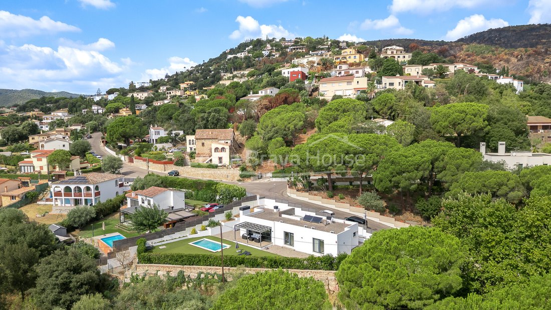 Villa in Calonge i Sant Antoni, Catalonia, Spain 1 - 18987546