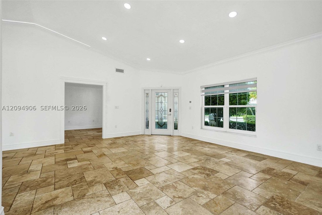House in Miami, Florida, United States 5 - 18988316