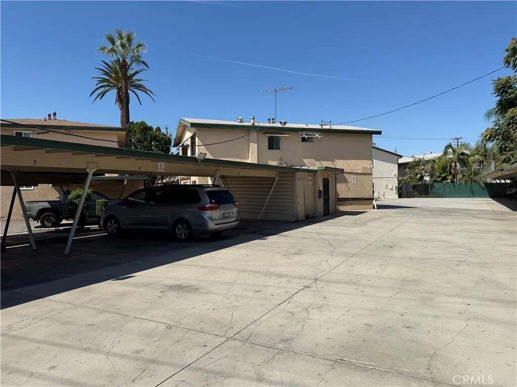 Whittier, California, United States 5 - 18989001