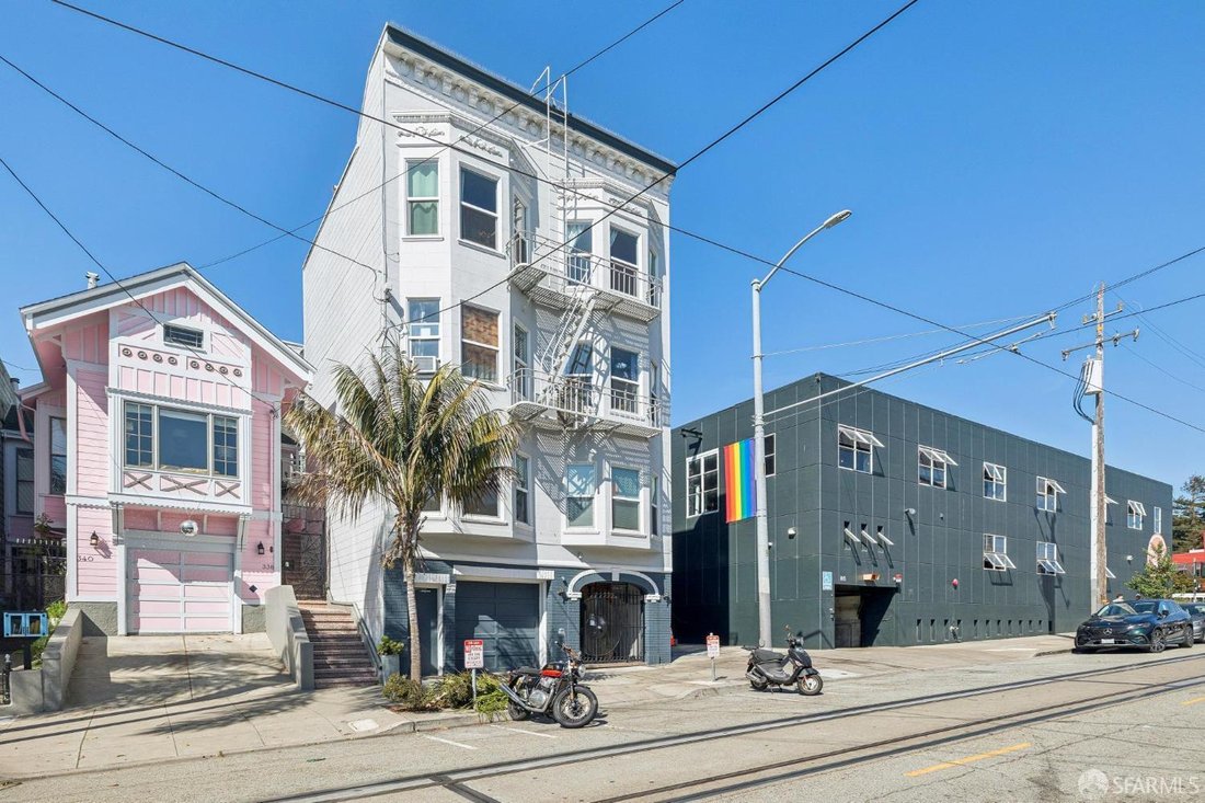 San Francisco, California, United States 2 - 18987971