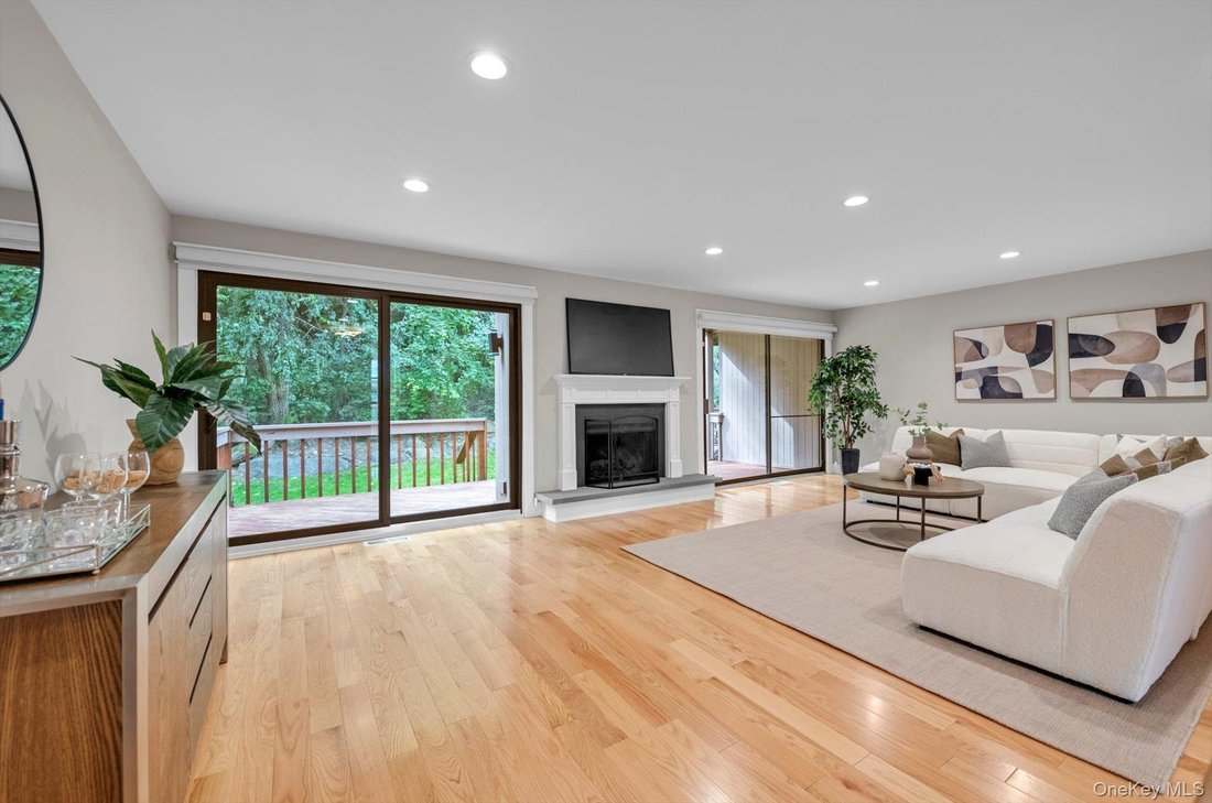 Condo in Port Washington, New York, United States 4 - 18989301