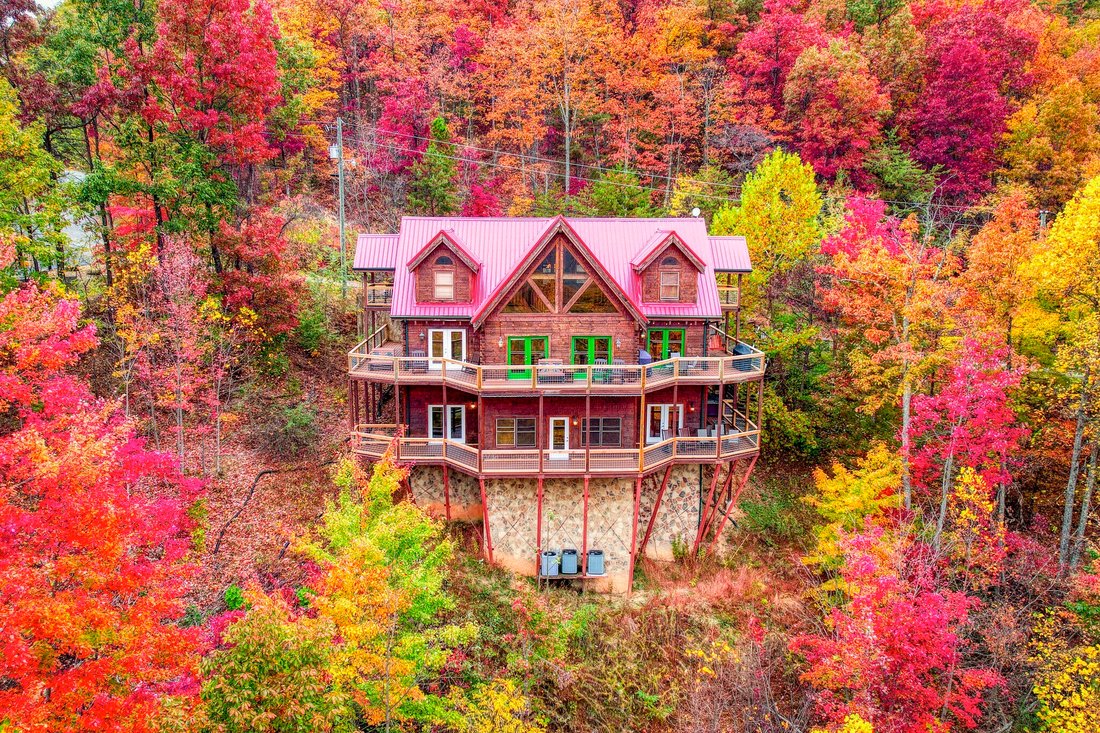 House in Gatlinburg, Tennessee, United States 3 - 18987311